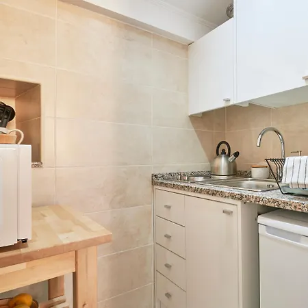 Central, Comfy And Light-filled Apt, By Timecooler Appartement