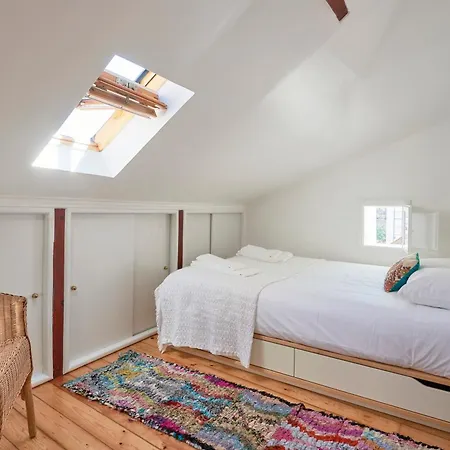 Central, Comfy And Light-filled Apt, By Timecooler * Lisboa