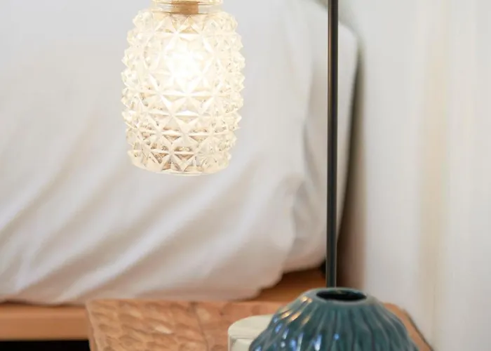 Central, Comfy And Light-filled Apt, By Timecooler * Lisboa