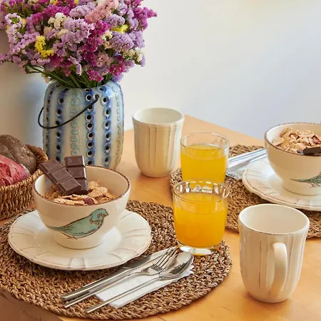 Central, Comfy And Light-filled Apt, By Timecooler * Лісабон